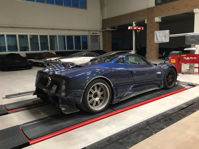     Pagani Zonda (14 )