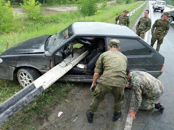 Вот что значит, чудом выжить в аварии (2 фото) Вот что значит, чудом выжить в аварии (2 фото)