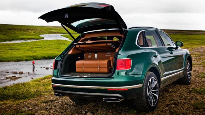 Bentley Bentayga Fly Fishing -     (9 )