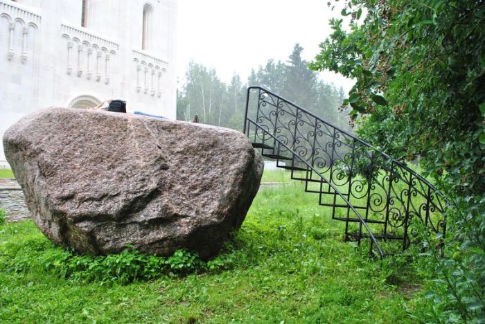 Малоизвестные достопримечательности Подмосковья (8 фото) Малоизвестные достопримечательности Подмосковья (8 фото)