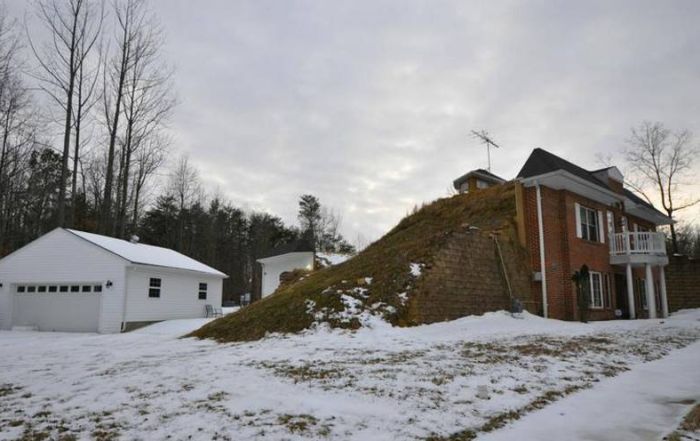 Просторный дом-землянка за 425 000 долларов (17 фото) Просторный дом-землянка за 425 000 долларов (17 фото)