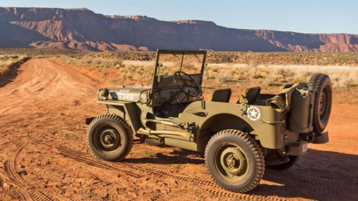   Jeep Willys 1944  (9 )