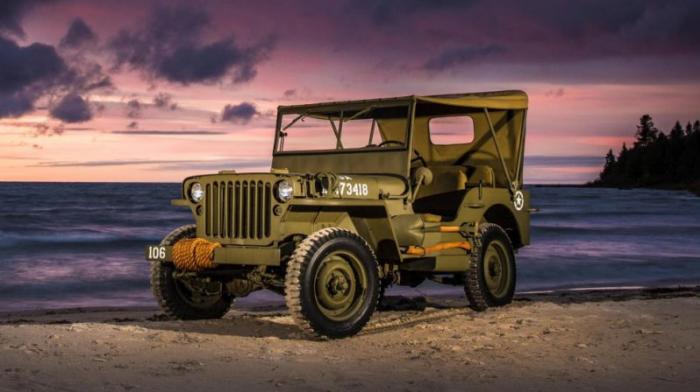   Jeep Willys 1944  (9 )