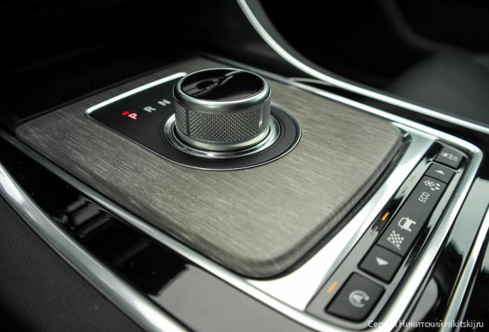  - Jaguar XF (14 )