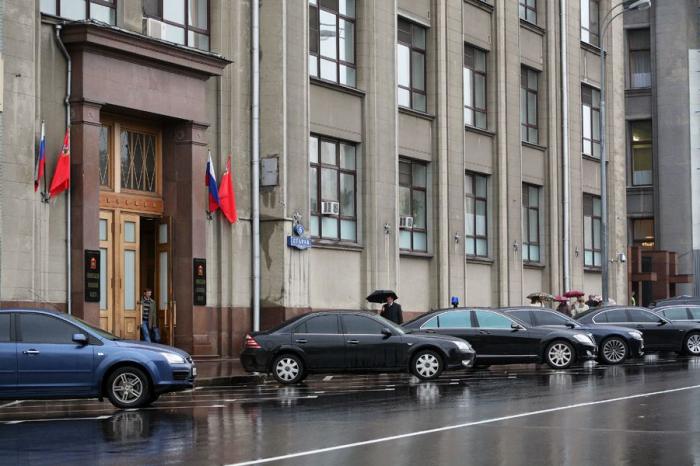 Затонированная власть (13 фото) Затонированная власть (13 фото)