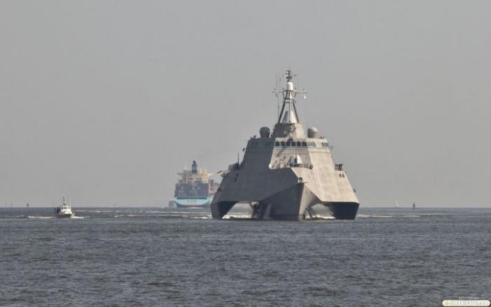USS Independence (16 )
