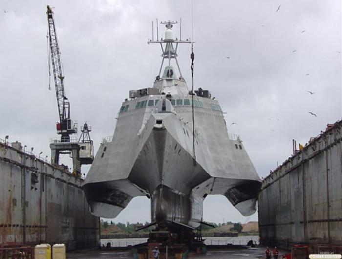 USS Independence (16 )
