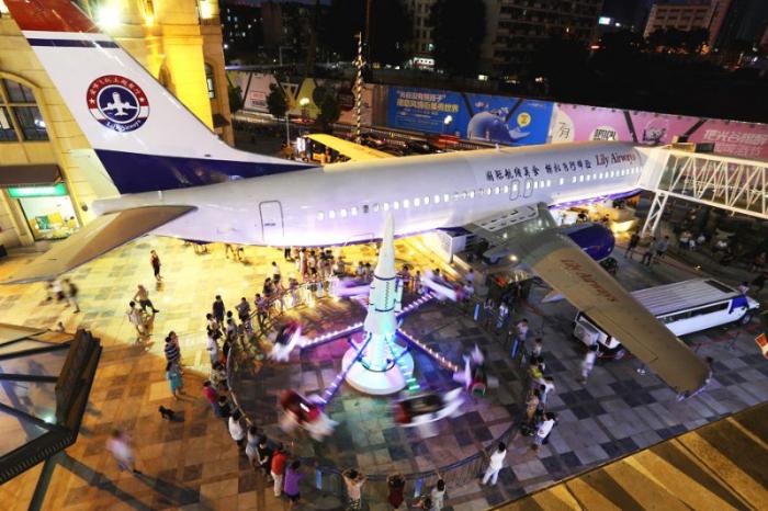    Boeing 737   (4 )