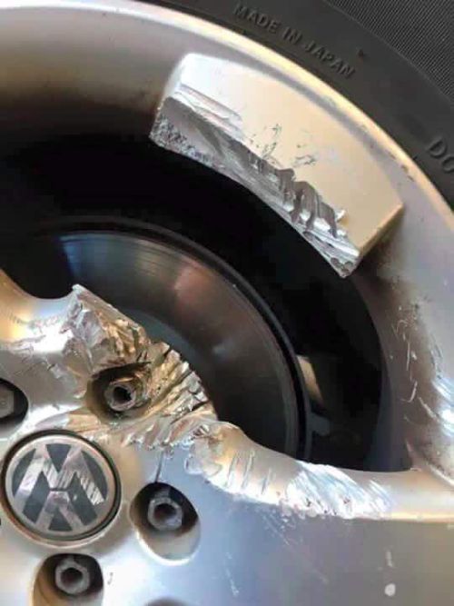         (3 )