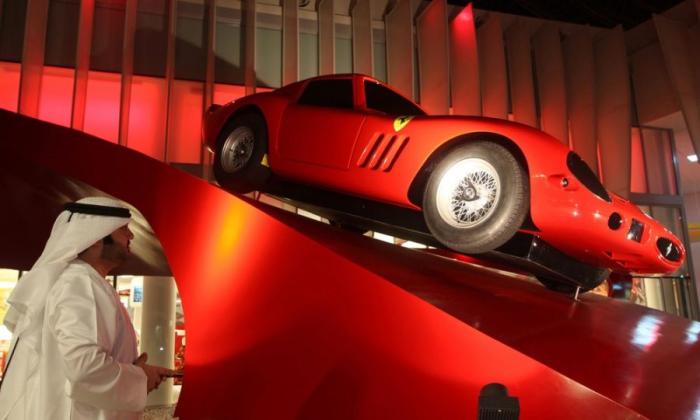   Ferrari World (8 )