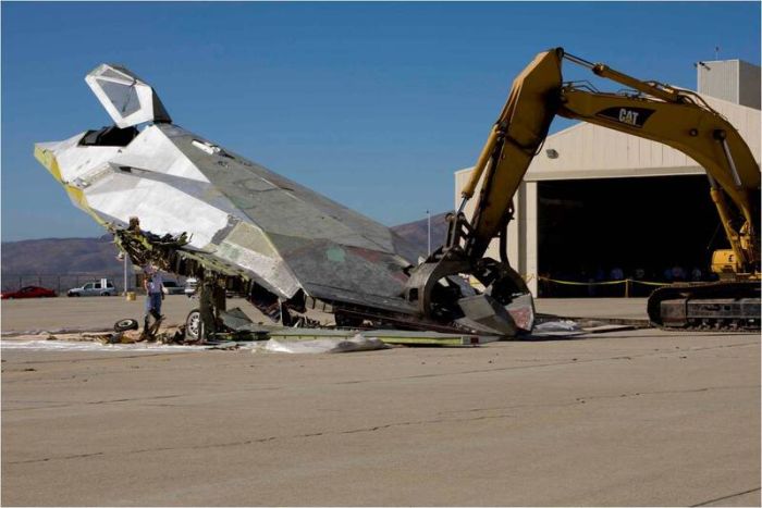     Lockheed F-117 (6 )