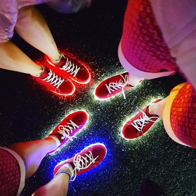     --    Instagram (25 )