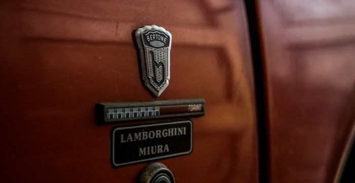   Lamborghini  28    (28 )