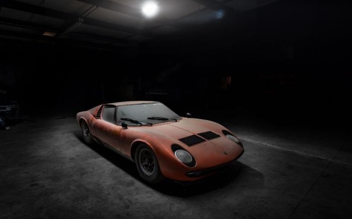   Lamborghini  28    (28 )