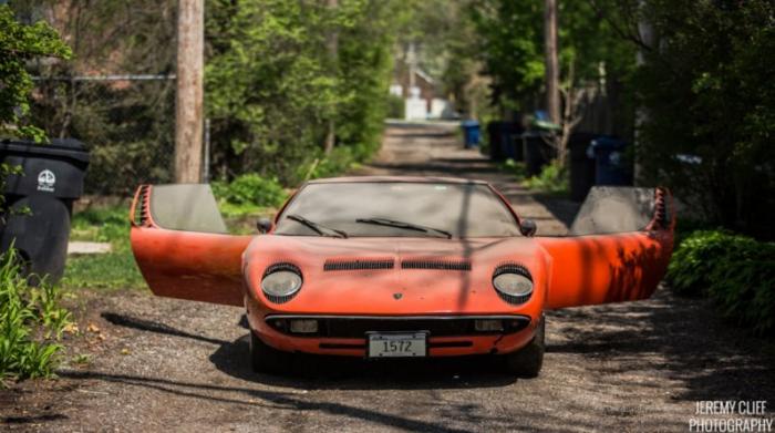 Lamborghini Miura -    28    (20 )