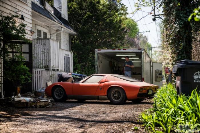 Lamborghini Miura -    28    (20 )