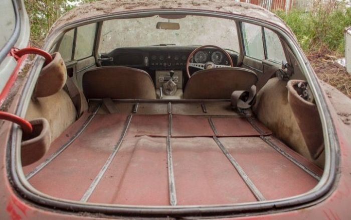  E-Type 1964 ,     (9 )