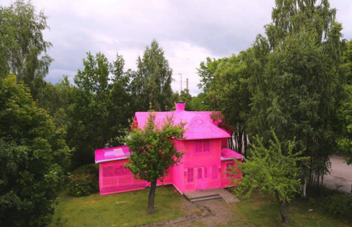 Вязанный розовый домик (8 фото) Вязанный розовый домик (8 фото)