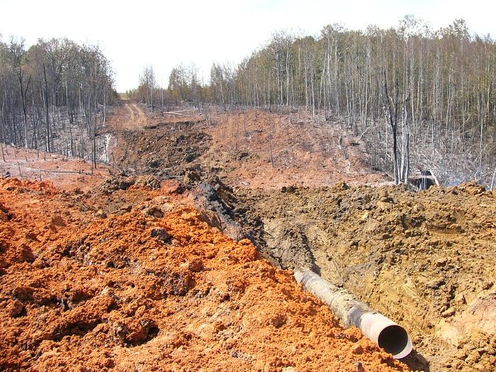 Последствия разрыва трубы на магистральном газопроводе (4 фото) Последствия разрыва трубы на магистральном газопроводе (4 фото)
