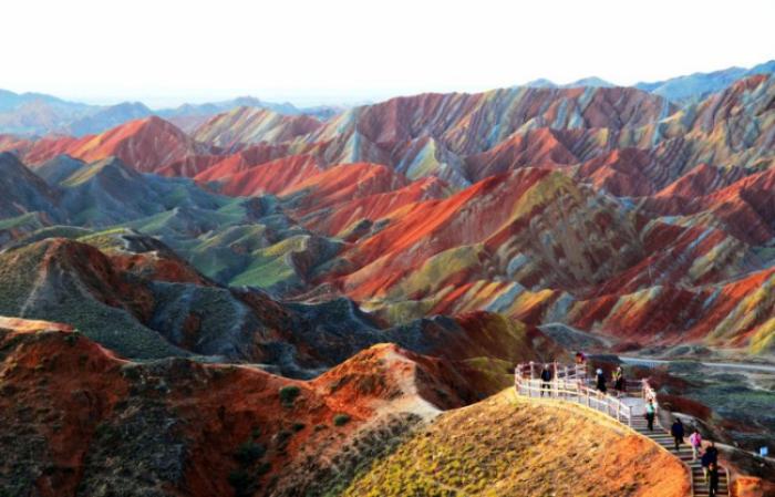 Радужная гора Китая (13 фото) Радужная гора Китая (13 фото)