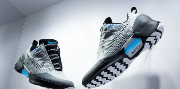 Кроссовки Nike с автоматической шнуровкой уже готовы к продаже (5 фото) Кроссовки Nike с автоматической шнуровкой уже готовы к продаже (5 фото)