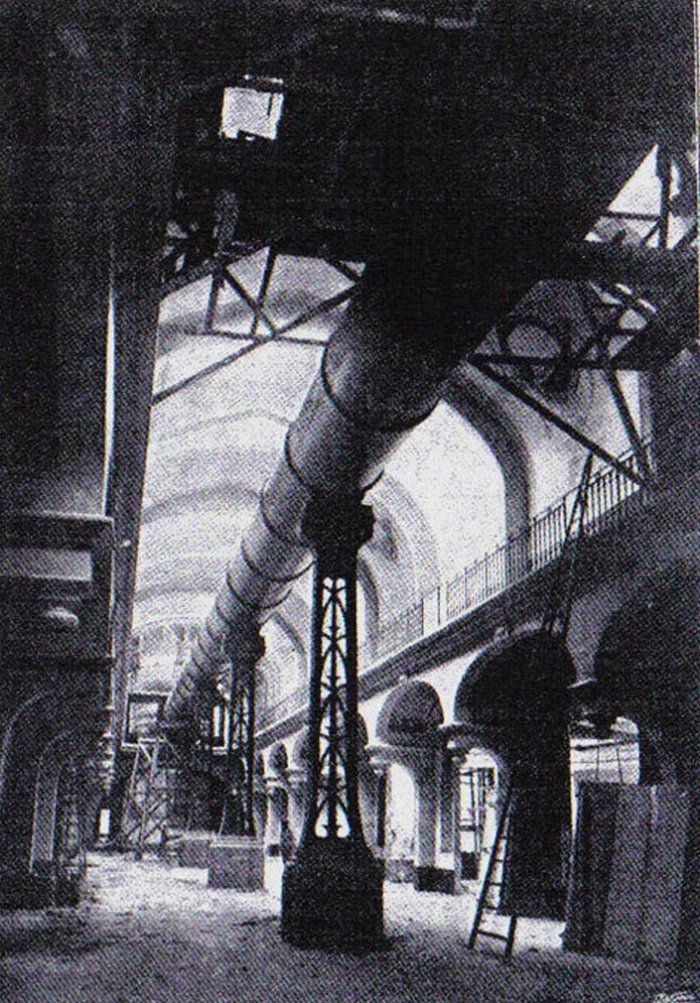 Самый большой в мире телескоп рефракторного типа (4 фото) Самый большой в мире телескоп рефракторного типа (4 фото)