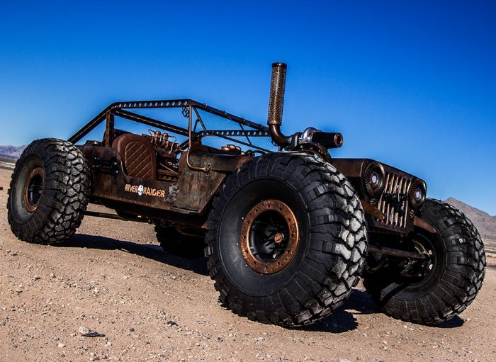 Постапокалиптический хот-род на базе Jeep Willy 1947 года (23 фото) Постапокалиптический хот-род на базе Jeep Willy 1947 года (23 фото)