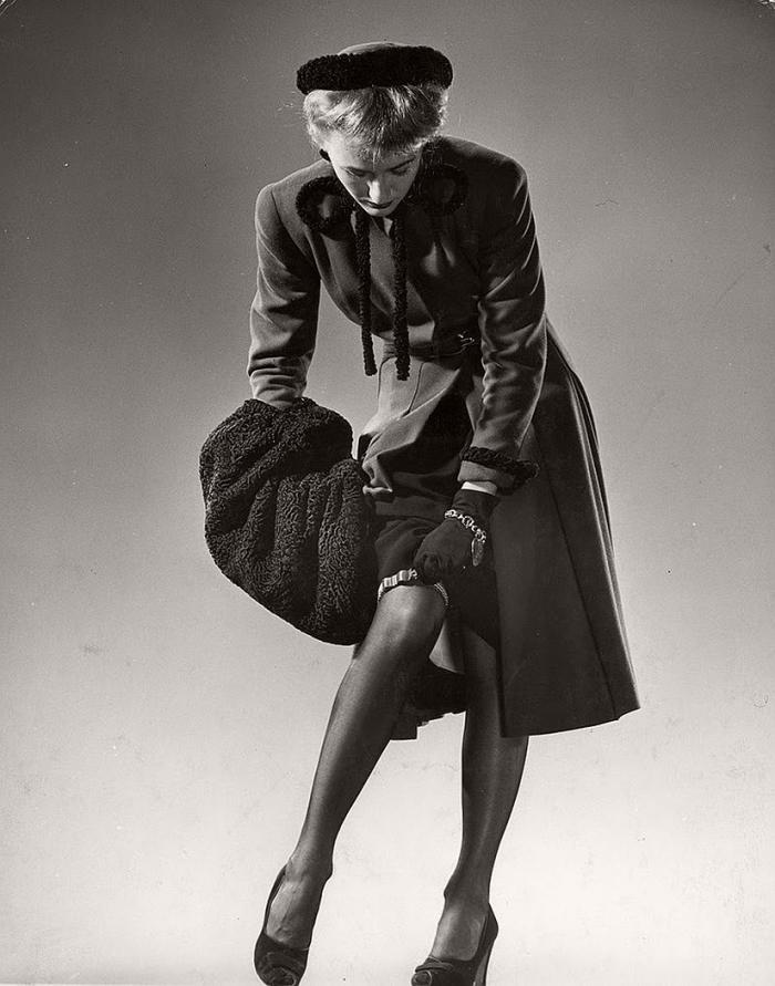  :    1940-1950- (18 )