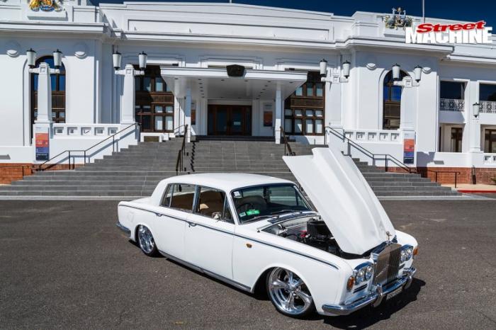  Rolls-Royce Silver Shadow,     (17 )