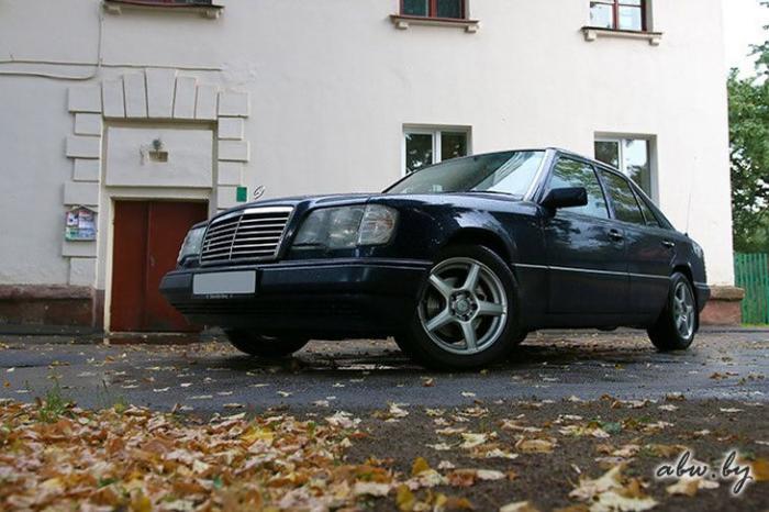  "" Mercedes-Benz W124  7000  (50 )