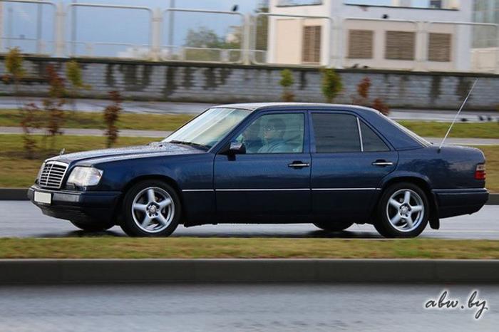  "" Mercedes-Benz W124  7000  (50 )