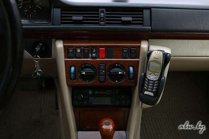  "" Mercedes-Benz W124  7000  (50 )