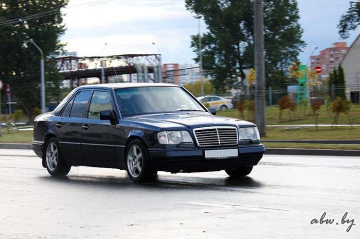  "" Mercedes-Benz W124  7000  (50 )