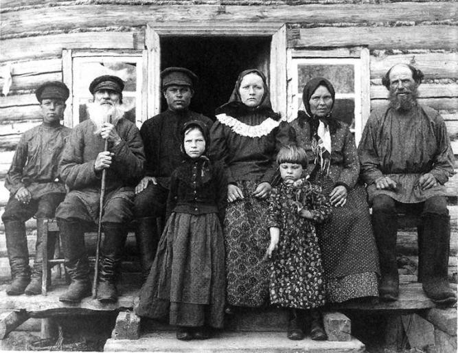 Как жили крестьянки конца XIX века (5 фото) Как жили крестьянки конца XIX века (5 фото)