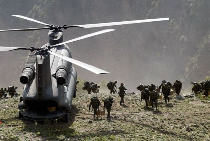   CH-47  (21 )