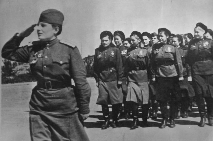 Великая Отечественная война глазами женщин (19 фото) Великая Отечественная война глазами женщин (19 фото)