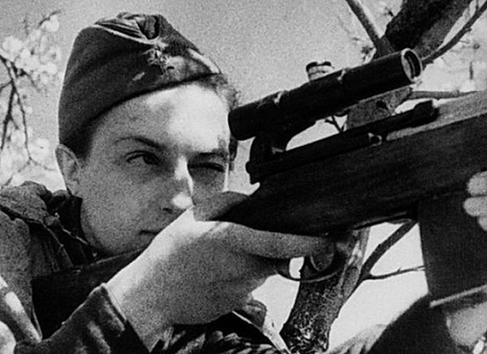 Великая Отечественная война глазами женщин (19 фото) Великая Отечественная война глазами женщин (19 фото)