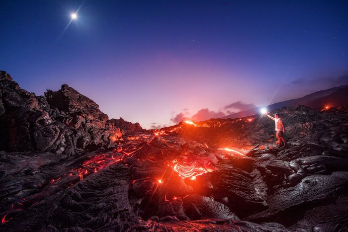 Потрясающий снимок, ради которого фотограф рисковал жизнью (2 фото) Потрясающий снимок, ради которого фотограф рисковал жизнью (2 фото)