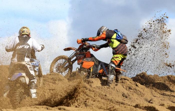 Weston Beach Race 2016 (24 фото) Weston Beach Race 2016 (24 фото)