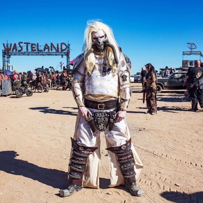 Фестиваль в стиле Безумного Макса «Wasteland» (24 фото) Фестиваль в стиле Безумного Макса «Wasteland» (24 фото)