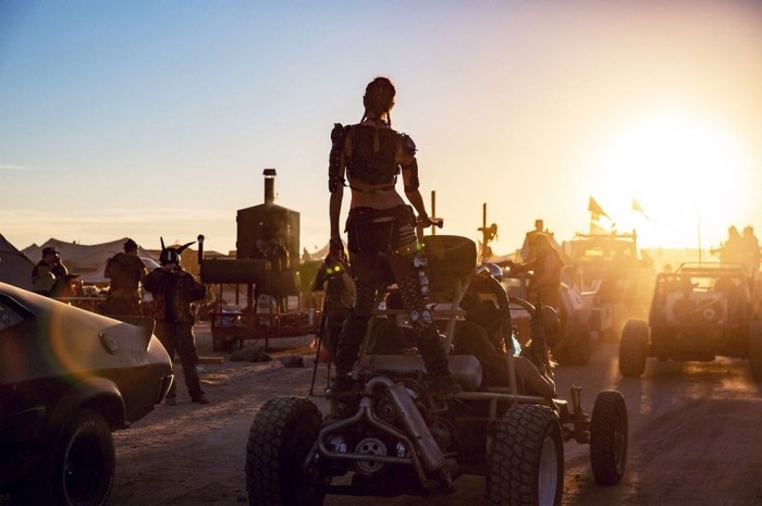 Фестиваль в стиле Безумного Макса «Wasteland» (24 фото) Фестиваль в стиле Безумного Макса «Wasteland» (24 фото)