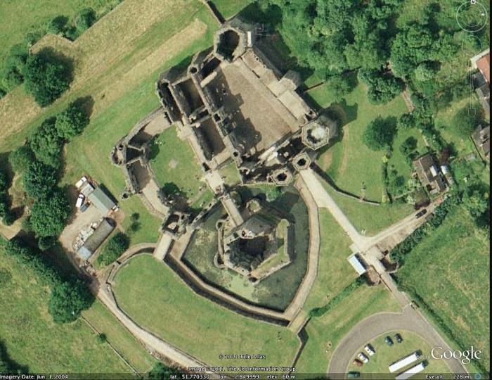 Замки Англии: Раглан (Raglan Castle) (20 фото) Замки Англии: Раглан (Raglan Castle) (20 фото)