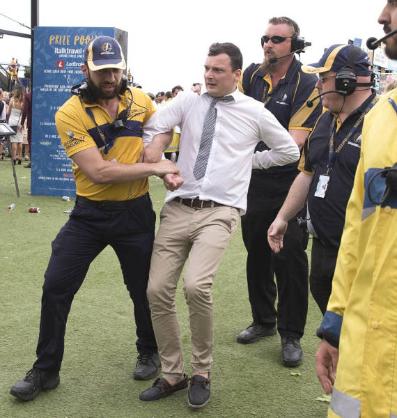   Geelong Cup (58 )