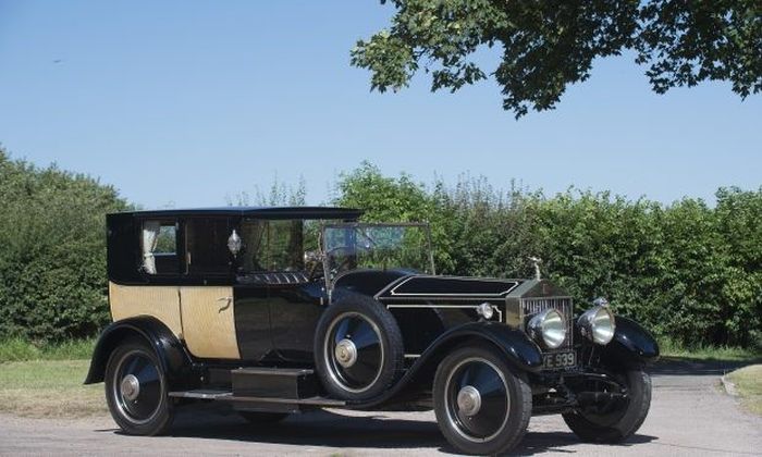 Rolls-Royce Phantom I, интерьер которого не уступает дворцовой роскоши (15 фото) Rolls-Royce Phantom I, интерьер которого не уступает дворцовой роскоши (15 фото)