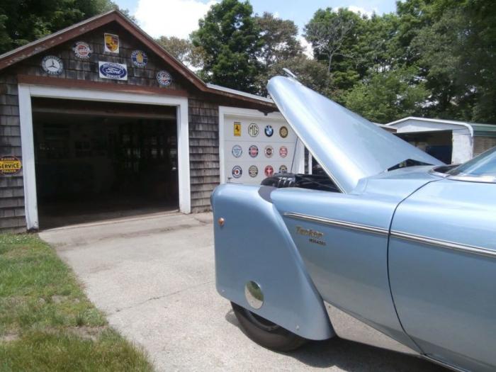   Tucker Torpedo 1946  (18 )