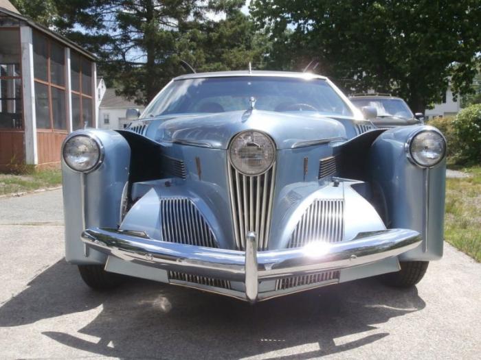   Tucker Torpedo 1946  (18 )