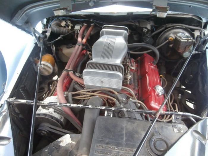   Tucker Torpedo 1946  (18 )