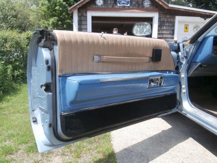   Tucker Torpedo 1946  (18 )