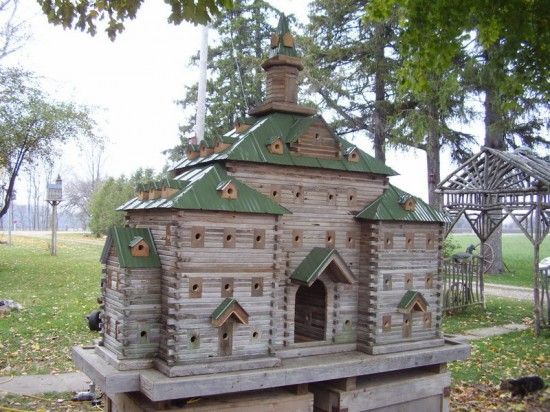Необычные скворешники (10 фото) Необычные скворешники (10 фото)
