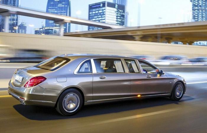   Mercedes-Maybach Pullman (15 )